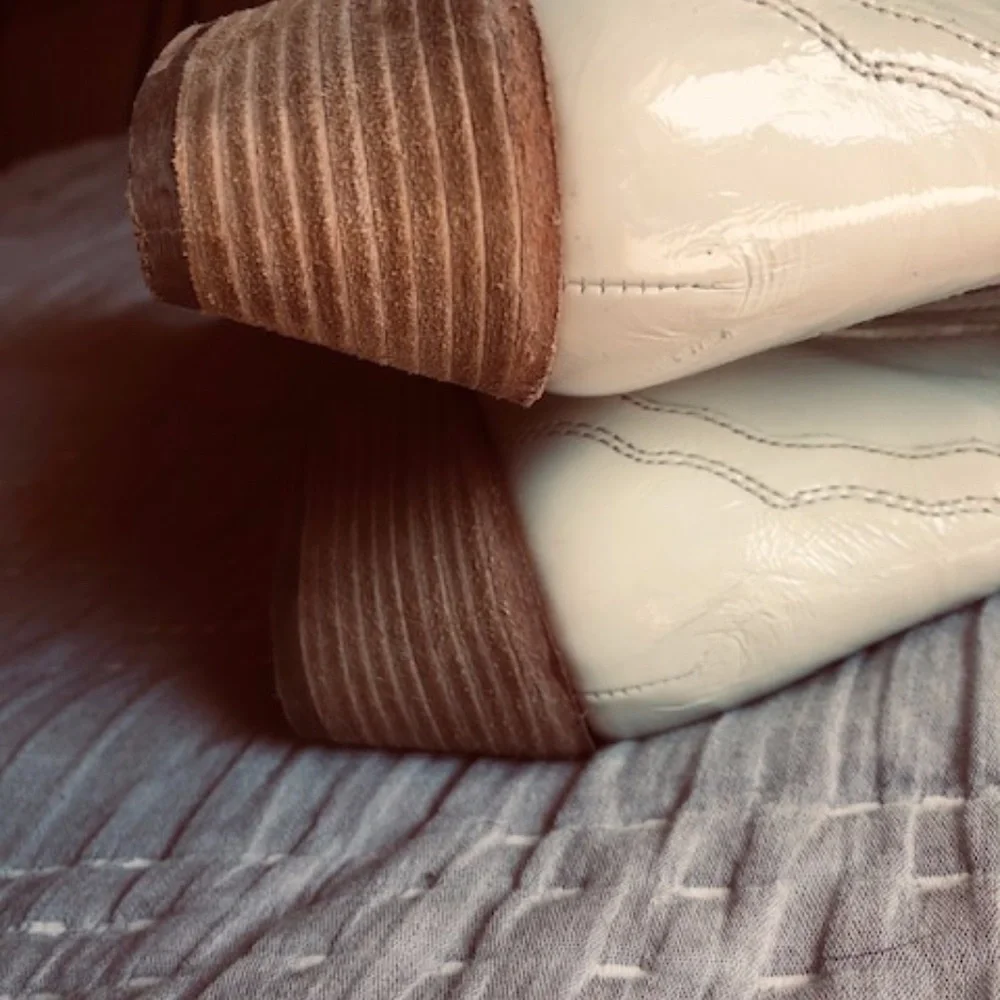 Free People New Frontier ivory patent leather ankle boots 6.5 - Picture 2 of 5